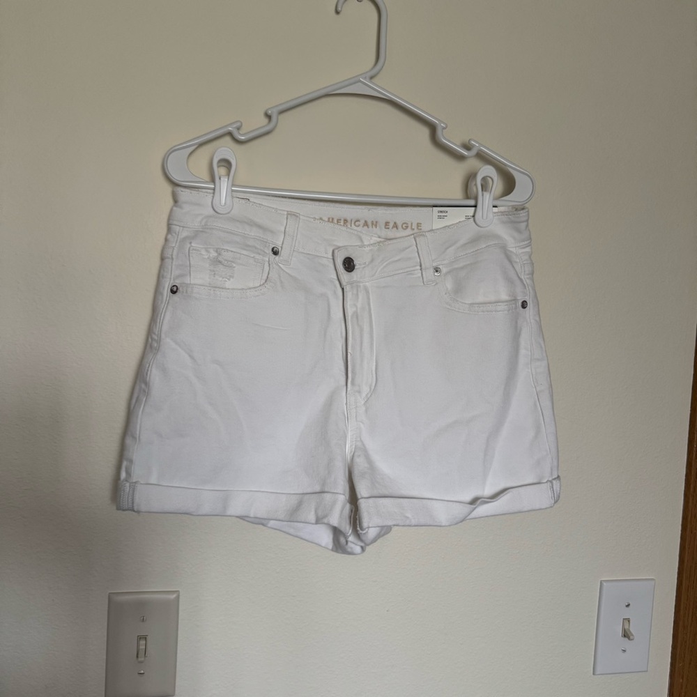 American Eagle Outfitters White High-Rise Denim Shorts Crossover Mom Short
